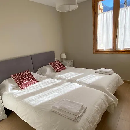 Apartamento Casa Francho 2 *